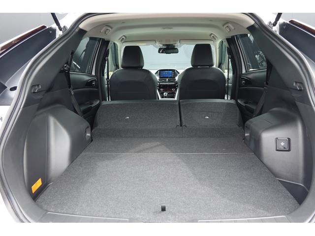 エクリプスクロスＰＨＥＶ Ｇ　ツインモーター４ＷＤ　フロアシフト　パドルシフト　オート　エアコン・７インチＳＤナビ・フルセグＴＶ・ＥＴＣ・横滑り防止・誤発進抑制・衝突被害軽減ブレーキ・車線逸脱防止・バッテリー残存容量８８．５％・ＬＥＤヘッドライト・フォグランプ・オートライト・オートハイビ（65枚目）