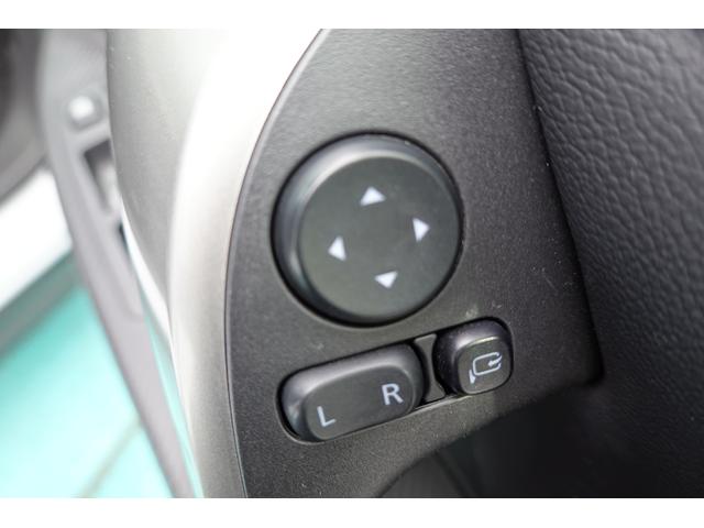 エクリプスクロスＰＨＥＶ Ｇ　ツインモーター４ＷＤ　フロアシフト　パドルシフト　オート　エアコン・７インチＳＤナビ・フルセグＴＶ・ＥＴＣ・横滑り防止・誤発進抑制・衝突被害軽減ブレーキ・車線逸脱防止・バッテリー残存容量８８．５％・ＬＥＤヘッドライト・フォグランプ・オートライト・オートハイビ（72枚目）