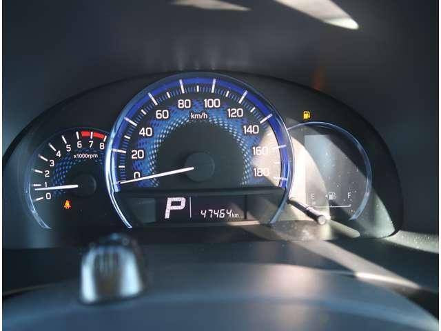 デリカＤ：２ Ｓ　フルタイム４ＷＤ　ＣＶＴインパネシフト　オートエアコン　７インチＳＤナビ・フルセグＴＶ・低速域衝突被害軽減ブレーキ・ＡＢＳ・横滑り防止・クルーズコントロール・ＨＩＤヘッドライト・フォグランプ・オートライト・両側電動スライドドア・イモビライザー・ワンオーナー（11枚目）