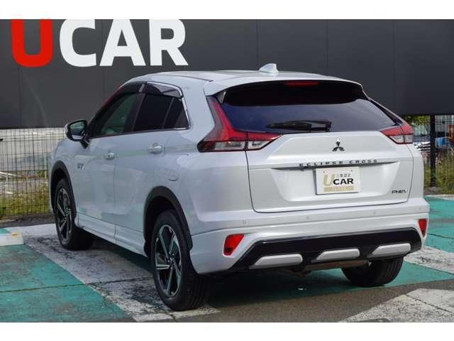 エクリプスクロスＰＨＥＶ Ｐ　電気温水ヒーター　純正ナビ　残存８８．５（7枚目）