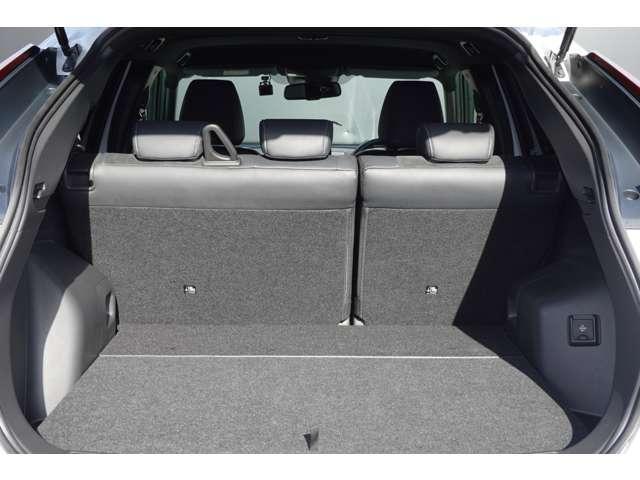 エクリプスクロスＰＨＥＶ Ｐ　電気温水ヒーター　純正ナビ　残存８８．５（13枚目）