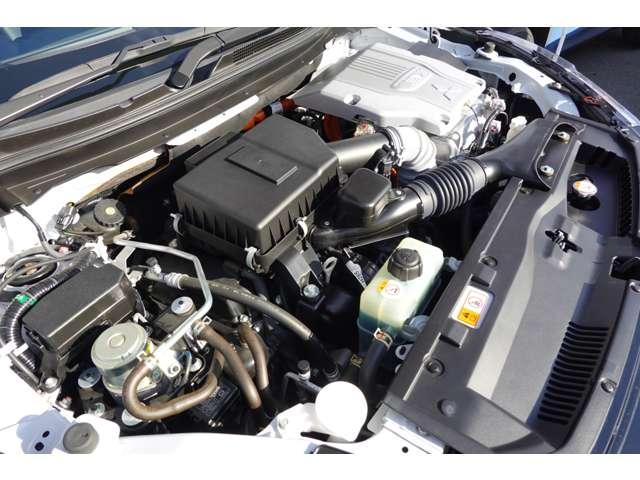 エクリプスクロスＰＨＥＶ Ｐ　電気温水ヒーター　純正ナビ　残存８８．５（20枚目）