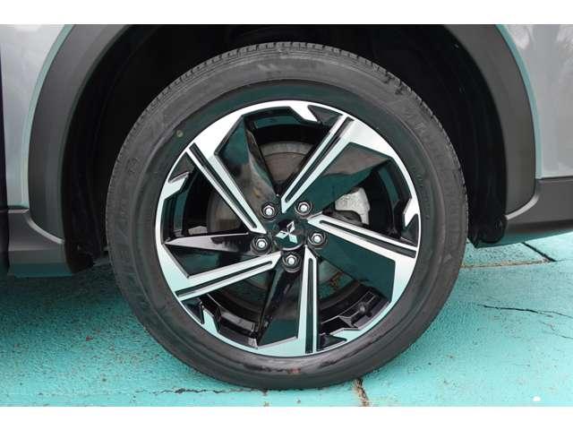 エクリプスクロスＰＨＥＶ Ｇ　衝突被害軽減ブレーキ　誤発進抑制　車線逸（18枚目）