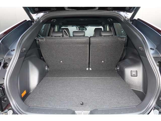 エクリプスクロスＰＨＥＶ Ｐ　ツインモーター４ＷＤ　モード切替　フロアシフト　パドル　シフト・スマホ連携ナビ・フルセグＴＶ・マルチアラウンドビュー・フロントサイドカメラ・バックカメラ・マイパイロット・衝突被害軽減ブレーキ・車線逸脱警報・誤発進抑制・オートハイビーム・電気温水式ヒーター・（18枚目）