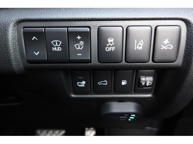 エクリプスクロスＰＨＥＶ Ｐ　ツインモーター４ＷＤ　モード切替　フロアシフト　パドル　シフト・スマホ連携ナビ・フルセグＴＶ・マルチアラウンドビュー・フロントサイドカメラ・バックカメラ・マイパイロット・衝突被害軽減ブレーキ・車線逸脱警報・誤発進抑制・オートハイビーム・電気温水式ヒーター・（30枚目）