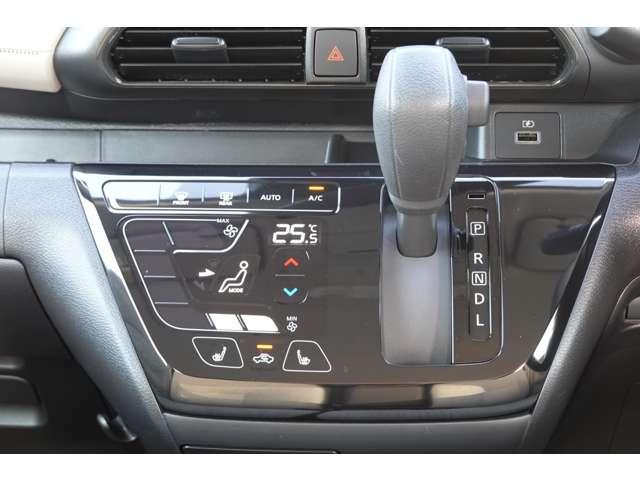 ｅＫワゴン Ｇ　フルタイム４ＷＤ　ＣＶＴインパネシフト　オートエアコン　２ＤＩＮＣＤステレオ・ルームミラーモニター・バックカメラ・アイドリングストップ・横滑り防止・衝突被害軽減ブレーキ・誤発進抑制・車線逸脱防止・コーナーセンサー・ハロゲンヘッドランプ・オートハイビーム（11枚目）