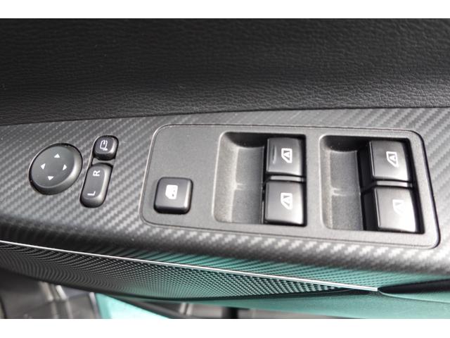 デリカD:5 G モード切替式4WD 8速ATインパネシフト MTモードパ ドルシフト・純正10.1オリジナルナビ・ 全方位カメラ・フロントサイドカメラ・リヤカメラ・アイドリングストップ・横滑り防止・衝突被害軽減ブレーキ・車線逸脱防止・寒冷地仕様・LEDヘッドライト・オートラ(33枚目)