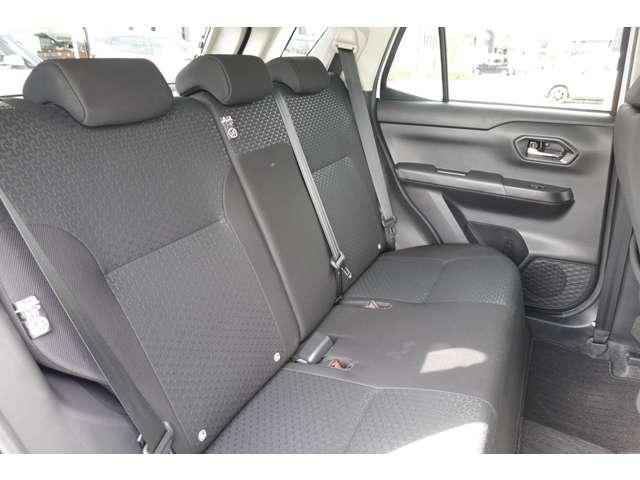 ライズ Z 2WDフロント駆動 CVTインパネシフト ターボチャージ ャー・9インチSDナビ・バックカメラ・レーダークルーズコントロール・アイドリングストップ・ABS・横滑り防止・車線逸脱防止・コーナーセンサー・誤発進抑制・LEDヘッドライト・フォグランプ・オートライト(10枚目)