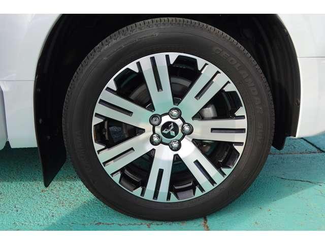 デリカD:5 P 本革シート サイドステップ 11型ナビ(19枚目)