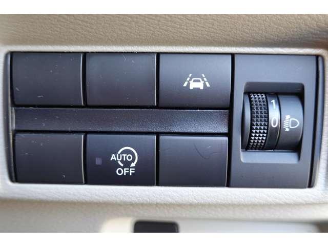 アイドリングストップ付きで燃費も向上します。