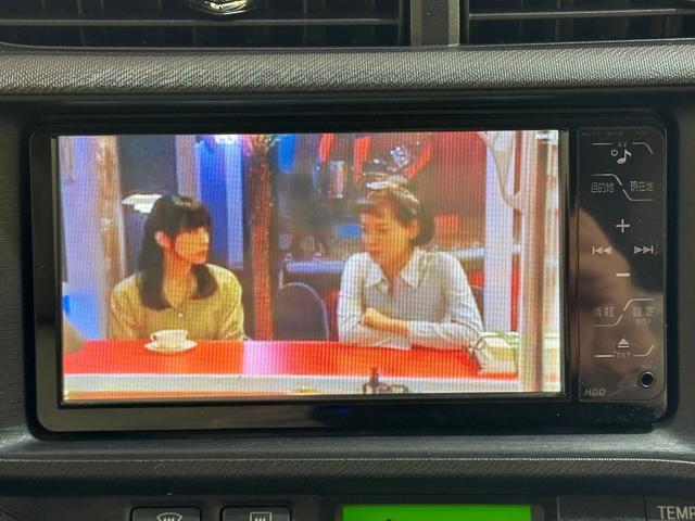 アクア Ｓ　ＥＴＣ　バックカメラ　ナビ　ＴＶ　オートライト　スマートキー　アイドリングストップ　電動格納ミラー　シートヒーター　ＣＶＴ　衝突安全ボディ　ＡＢＳ　ＥＳＣ　ＣＤ　ＤＶＤ再生　パワーステアリング（22枚目）