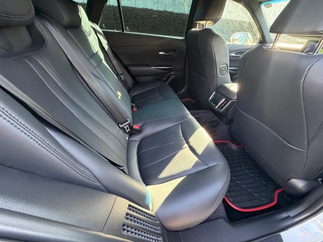 クラウンハイブリッド ＲＳアドバンス　モデリスタ　ワンオーナー　禁煙車　純正ナビ　全方位カメラ　サンルーフ　黒本革シート　ＥＴＣ　スマートキー（10枚目）