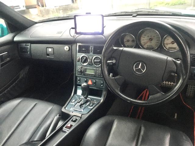 SLK SLK230コンプレッサー SLK230コンプレッサー(2名) 正規ディーラー車 ワンオーナー車両右ハンドル 黑革シート(24枚目)