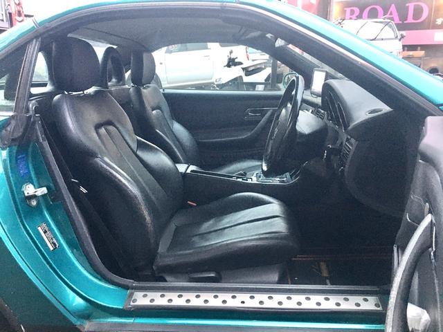 SLK SLK230コンプレッサー SLK230コンプレッサー(2名) 正規ディーラー車 ワンオーナー車両右ハンドル 黑革シート(27枚目)