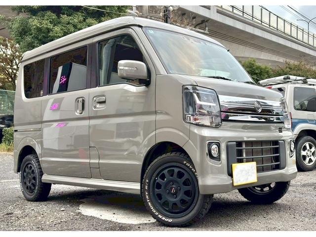 クリッパーリオ Ｇ　４ＷＤ　両側パワスラ　リフトＵＰコイル　オフロードタイヤ　ホワイトレター　社外マッドブラックアルミ　クラッツェオシートカバー　クラッツェオ防水シートカバー　ＥＴＣ　スマート携帯対応モニター　ドラレコ（3枚目）