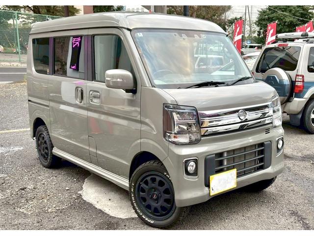 クリッパーリオ Ｇ　４ＷＤ　両側パワスラ　リフトＵＰコイル　オフロードタイヤ　ホワイトレター　社外マッドブラックアルミ　クラッツェオシートカバー　クラッツェオ防水シートカバー　ＥＴＣ　スマート携帯対応モニター　ドラレコ（4枚目）