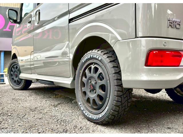 クリッパーリオ Ｇ　４ＷＤ　両側パワスラ　リフトＵＰコイル　オフロードタイヤ　ホワイトレター　社外マッドブラックアルミ　クラッツェオシートカバー　クラッツェオ防水シートカバー　ＥＴＣ　スマート携帯対応モニター　ドラレコ（11枚目）