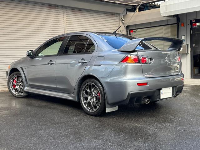 ランサー エボリューション ファイナルエディション 1000台限定車 ワンオーナー オプションツートンカラー 専用BBS18インチAW 専用レカロシート シートヒーター DIATONE SOUND NAVI 地デジ 社外デジタルインナーミラー 記録簿(7枚目)