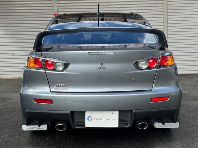 ランサー エボリューション ファイナルエディション 1000台限定車 ワンオーナー オプションツートンカラー 専用BBS18インチAW 専用レカロシート シートヒーター DIATONE SOUND NAVI 地デジ 社外デジタルインナーミラー 記録簿(8枚目)
