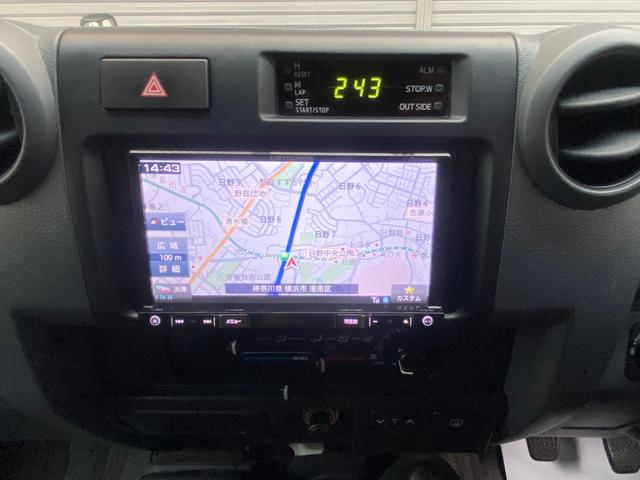 ランドクルーザー70 バン 5MT トヨタ純正ウインチ 30周年再販モデル ナビ フルセグTV ETC バックモニター Bluetooth接続 背面タイヤ ブラックレザーシートカバー デフロック ヒーターコントロール(15枚目)