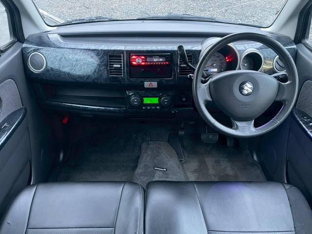 ワゴンＲ ＲＲ－ＤＩ　ＥＴＣ　ＨＩＤ　Ｔチェーン　レザーシートカバー　キーレス　社外ＣＤデッキ　ＡＵＸ　電動格納ミラー　ベンチシート　ＡＴ　盗難防止システム　ＡＢＳ　純正１４ＡＷ　衝突安全ボディ　エアコン（2枚目）