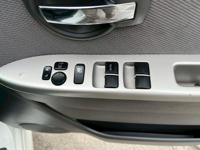 ワゴンＲ ＦＸ－Ｓリミテッド　ＥＴＣ　ナビ　キーレスエントリー　電動格納ミラー　ベンチシート　ＡＴ　盗難防止システム　ＣＤ　ＤＶＤ再生　アルミホイール　衝突安全ボディ　エアコン　パワーステアリング　パワーウィンドウ（6枚目）