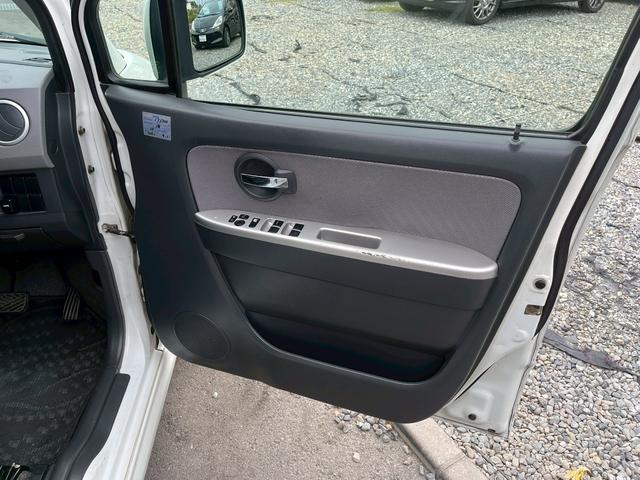 ワゴンＲ ＦＸ－Ｓリミテッド　ＥＴＣ　ナビ　キーレスエントリー　電動格納ミラー　ベンチシート　ＡＴ　盗難防止システム　ＣＤ　ＤＶＤ再生　アルミホイール　衝突安全ボディ　エアコン　パワーステアリング　パワーウィンドウ（7枚目）