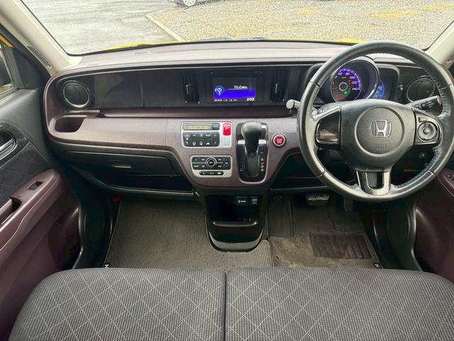 N-ONE プレミアム ツアラー・Lパッケージ バックカメラ ワンオーナー オートクルーズコントロール HID スマートキー アイドリングストップ 電動格納ミラー ベンチシート CVT 盗難防止システム ABS ESC 衝突安全ボディ 記録簿10枚(2枚目)