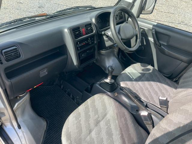 キャリイトラック  KCエアコン・パワステ ワンオーナー 軽トラック 三方開 MT エアコン パワーステアリング(19枚目)