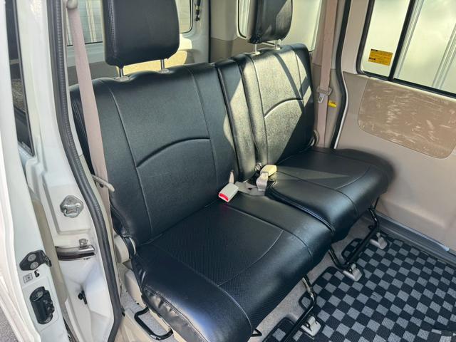 アトレーワゴン カスタムターボＲＳリミテッド　ドライブレコーダー　ＥＴＣ　両側スライド・片側電動　ナビ　ＴＶ　ＨＩＤ　キーレスエントリー　電動格納ミラー　ターボ　ＡＴ　盗難防止システム　ＡＢＳ　ＣＤ　ＵＳＢ　ミュージックプレイヤー接続可（12枚目）