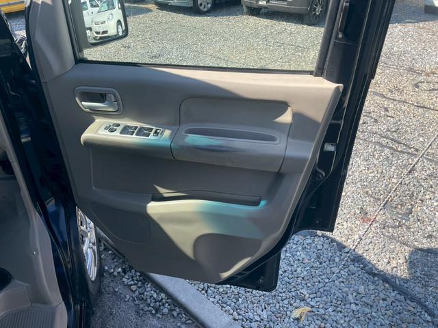エブリイワゴン ＰＺターボスペシャル　ＥＴＣ　両側電動スライドドア　ナビ　ＴＶ　ＨＩＤ　キーレスエントリー　電動格納ミラー　シートヒーター　ＡＴ　盗難防止システム　ＡＢＳ　ＣＤ　ＤＶＤ再生　アルミホイール　衝突安全ボディ　エアコン（42枚目）