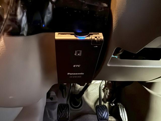 エブリイ ＰＡ　ＥＴＣ　両側スライドドア　ナビ　ＭＴ　アルミホイール　衝突安全ボディ　エアコン　パワーステアリング（5枚目）