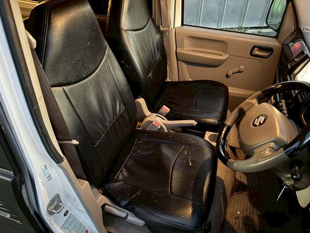 エブリイ ＰＡ　ＥＴＣ　両側スライドドア　ナビ　ＭＴ　アルミホイール　衝突安全ボディ　エアコン　パワーステアリング（8枚目）