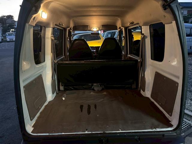 エブリイ ＰＡ　ＥＴＣ　両側スライドドア　ナビ　ＭＴ　アルミホイール　衝突安全ボディ　エアコン　パワーステアリング（18枚目）