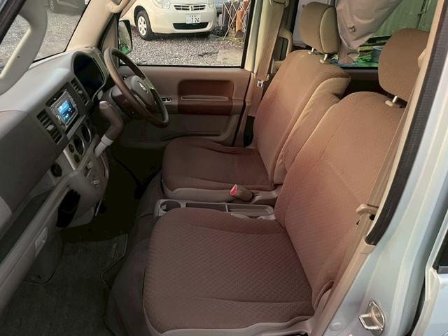 エブリイワゴン ＪＰターボ　４ＷＤ　両側スライドドア　キーレスエントリー　電動格納ミラー　シートヒーター　ＡＴ　盗難防止システム　ＡＢＳ　ＣＤ　アルミホイール　衝突安全ボディ　エアコン　パワーステアリング　パワーウィンドウ（27枚目）