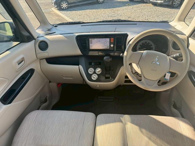 ｅＫスペース Ｅ　ＥＴＣ　両側スライドドア　ナビ　ＴＶ　キーレスエントリー　アイドリングストップ　電動格納ミラー　ベンチシート　ＣＶＴ　ＡＢＳ　ＣＤ　ＵＳＢ　ミュージックプレイヤー接続可　衝突安全ボディ　エアコン（2枚目）