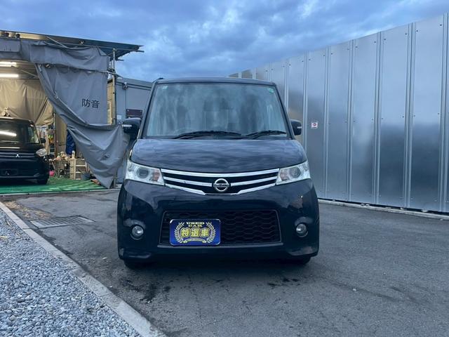 ルークス ハイウェイスター　ＥＴＣ　両側スライド・片側電動　ナビ　ＨＩＤ　スマートキー　電動格納ミラー　ベンチシート　ＣＶＴ　盗難防止システム　ＡＢＳ　アルミホイール　衝突安全ボディ　エアコン　パワーステアリング（13枚目）