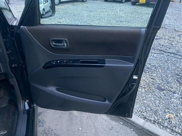 ルークス ハイウェイスター　ＥＴＣ　両側スライド・片側電動　ナビ　ＨＩＤ　スマートキー　電動格納ミラー　ベンチシート　ＣＶＴ　盗難防止システム　ＡＢＳ　アルミホイール　衝突安全ボディ　エアコン　パワーステアリング（32枚目）