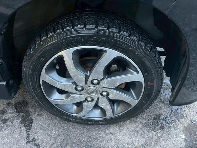 ルークス ハイウェイスター　ＥＴＣ　両側スライド・片側電動　ナビ　ＨＩＤ　スマートキー　電動格納ミラー　ベンチシート　ＣＶＴ　盗難防止システム　ＡＢＳ　アルミホイール　衝突安全ボディ　エアコン　パワーステアリング（36枚目）