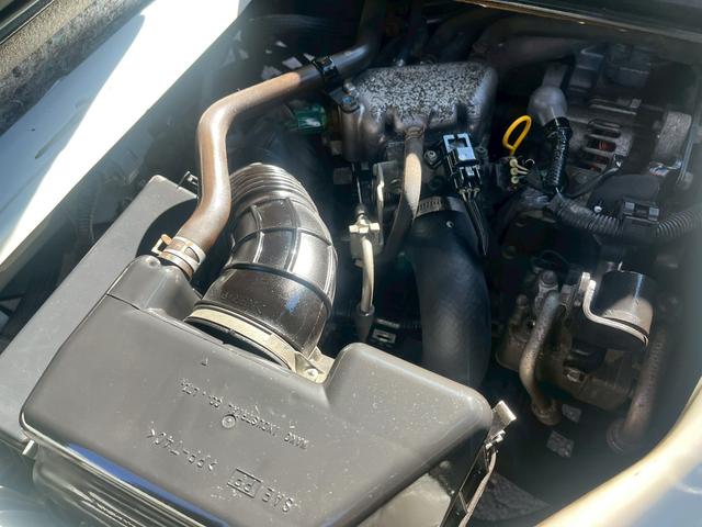 エブリイワゴン ＰＺターボ　両側スライド・片側電動　キーレスエントリー　電動格納ミラー　ＡＴ　盗難防止システム　ＡＢＳ　ＣＤ　ＭＤ　アルミホイール　衝突安全ボディ　エアコン　パワーステアリング　パワーウィンドウ　運転席エアバッグ（24枚目）