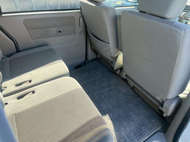 エブリイワゴン ＰＺターボ　両側スライド・片側電動　キーレスエントリー　電動格納ミラー　ＡＴ　盗難防止システム　ＡＢＳ　ＣＤ　ＭＤ　アルミホイール　衝突安全ボディ　エアコン　パワーステアリング　パワーウィンドウ　運転席エアバッグ（26枚目）