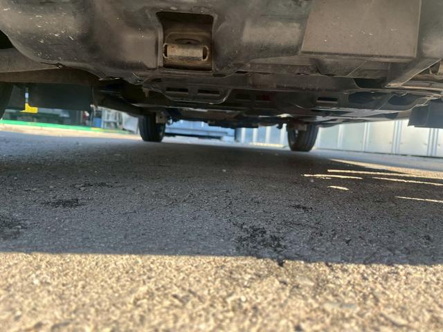 エブリイワゴン ＰＺターボ　両側スライド・片側電動　キーレスエントリー　電動格納ミラー　ＡＴ　盗難防止システム　ＡＢＳ　ＣＤ　ＭＤ　アルミホイール　衝突安全ボディ　エアコン　パワーステアリング　パワーウィンドウ　運転席エアバッグ（36枚目）