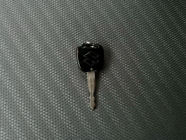 ワゴンＲ ＦＸ－Ｓリミテッド　キーレスエントリー　電動格納ミラー　ベンチシート　ＡＴ　盗難防止システム　ＣＤ　ＭＤ　アルミホイール　衝突安全ボディ　エアコン　パワーステアリング（10枚目）