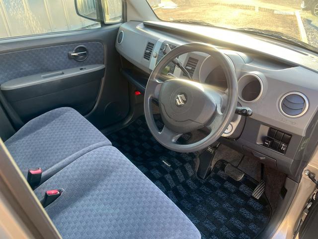 ワゴンＲ ＦＸ　タイミングチェーン　純正ＣＤデッキ　電動格納ミラー　レベライザー　バイザー　ベンチシート　記録簿　社外１５インチアルミホイール　衝突安全ボディ　エアコン　パワーステアリング　パワーウィンドウ（2枚目）