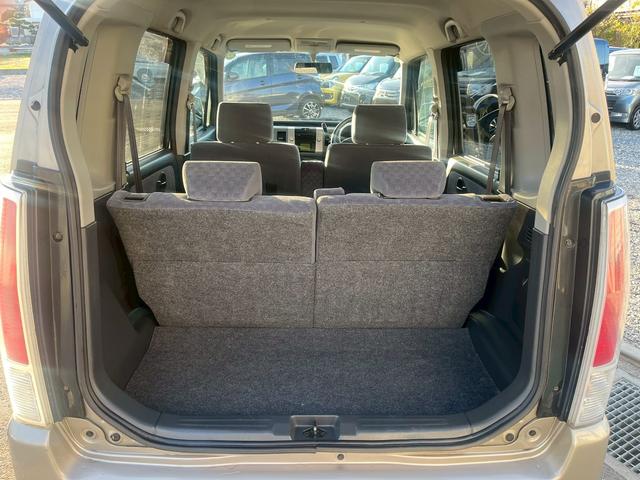 ワゴンＲ ＦＸ　タイミングチェーン　純正ＣＤデッキ　電動格納ミラー　レベライザー　バイザー　ベンチシート　記録簿　社外１５インチアルミホイール　衝突安全ボディ　エアコン　パワーステアリング　パワーウィンドウ（20枚目）