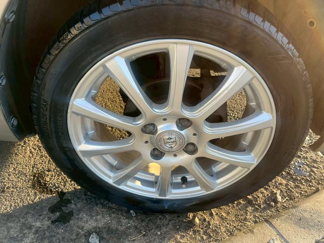 ワゴンＲ ＦＸ　タイミングチェーン　純正ＣＤデッキ　電動格納ミラー　レベライザー　バイザー　ベンチシート　記録簿　社外１５インチアルミホイール　衝突安全ボディ　エアコン　パワーステアリング　パワーウィンドウ（23枚目）