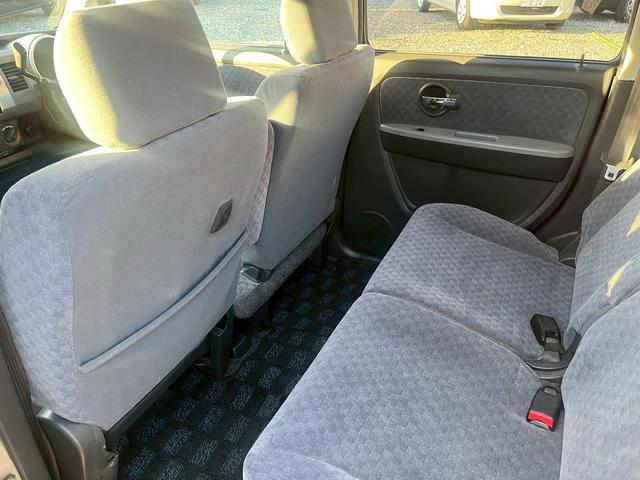 ワゴンＲ ＦＸ　タイミングチェーン　純正ＣＤデッキ　電動格納ミラー　レベライザー　バイザー　ベンチシート　記録簿　社外１５インチアルミホイール　衝突安全ボディ　エアコン　パワーステアリング　パワーウィンドウ（27枚目）