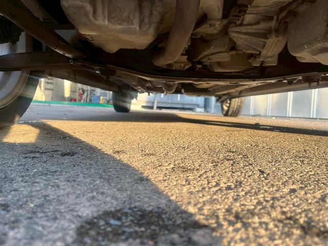 ワゴンＲ ＦＸ　タイミングチェーン　純正ＣＤデッキ　電動格納ミラー　レベライザー　バイザー　ベンチシート　記録簿　社外１５インチアルミホイール　衝突安全ボディ　エアコン　パワーステアリング　パワーウィンドウ（36枚目）