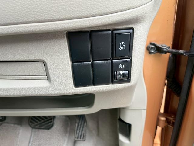 スペーシア Ｇ　ＥＴＣ　両側スライドドア　ナビ　ＴＶ　スマートキー　アイドリングストップ　電動格納ミラー　ベンチシート　ＣＶＴ　盗難防止システム　ＡＢＳ　ＣＤ　衝突安全ボディ　エアコン　パワーステアリング（5枚目）