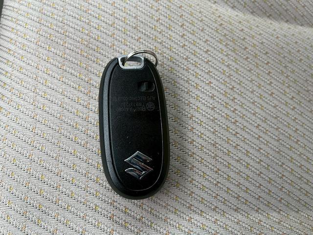 スペーシア Ｇ　ＥＴＣ　両側スライドドア　ナビ　ＴＶ　スマートキー　アイドリングストップ　電動格納ミラー　ベンチシート　ＣＶＴ　盗難防止システム　ＡＢＳ　ＣＤ　衝突安全ボディ　エアコン　パワーステアリング（6枚目）